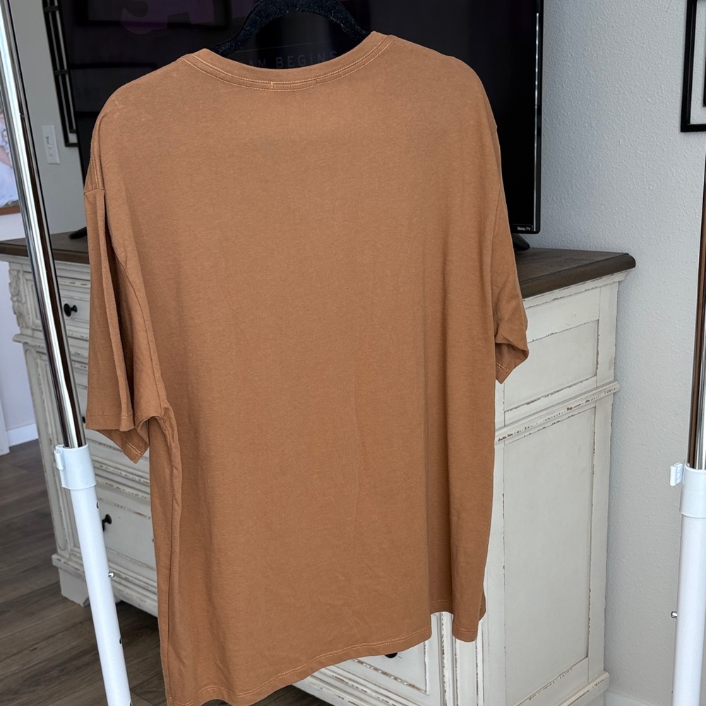 NWT Long Live Cowboys Graphic Tee - Picture 4 of 4